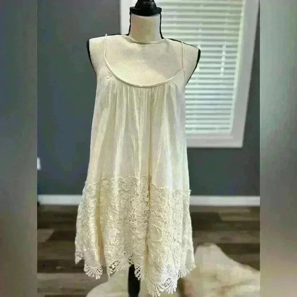 Free People Dresses & Skirts - Free People Lace Dress Small Layering Embroidered Boho Cream Oversized